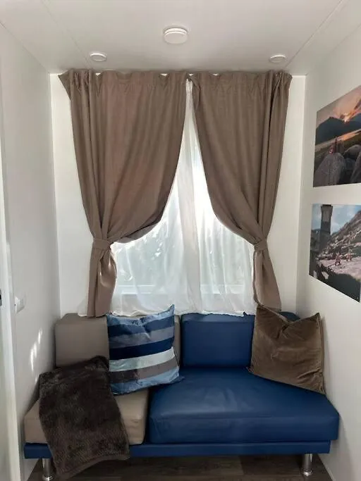 Mobile Home On Lago Maggiore - Direct Beach Access Maccagno 0*,  Italy