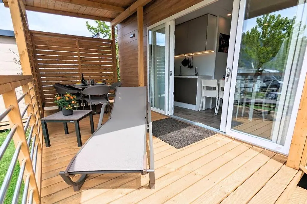 Mobile Home On Lago Maggiore - Direct Beach Access Maccagno Italy